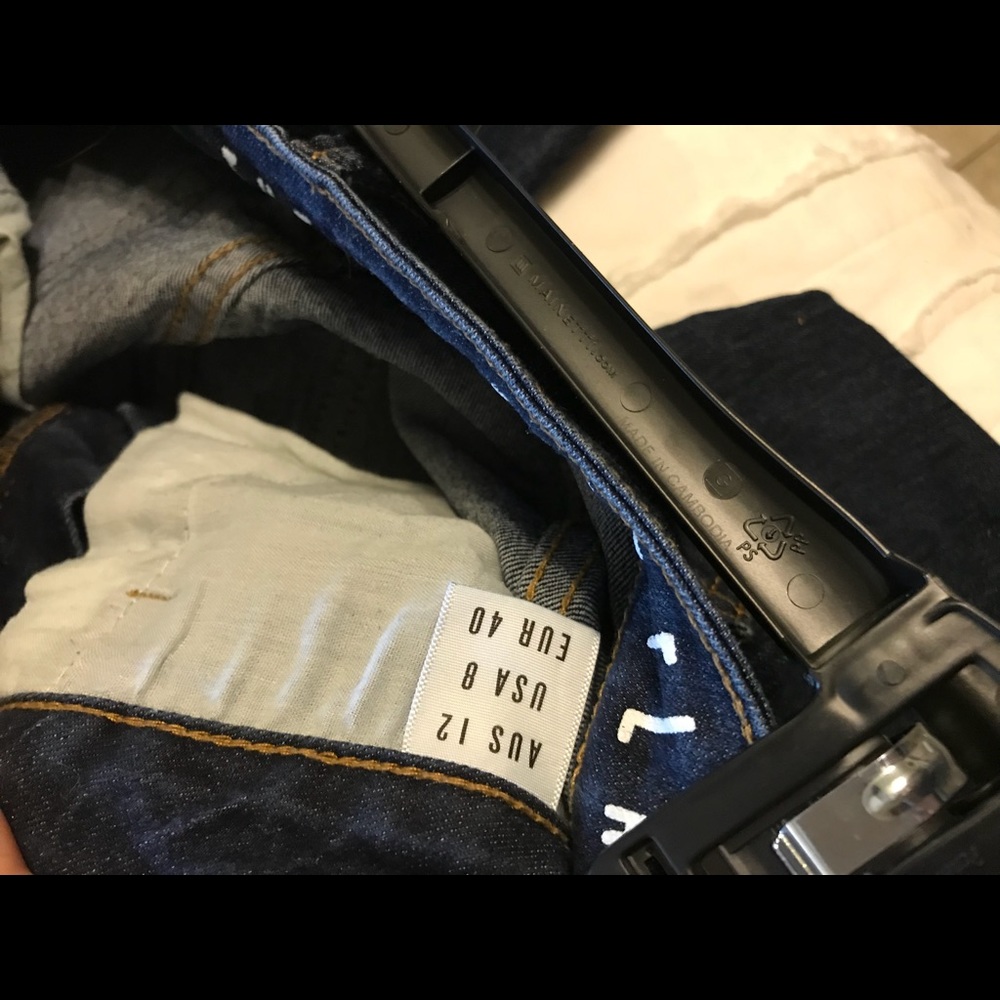 Boot Leg Jeans - Picture 3 of 3